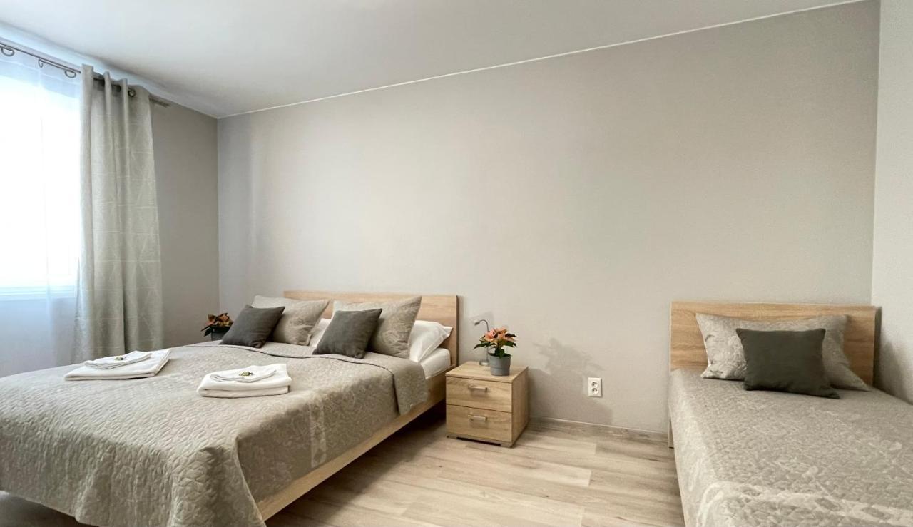 City Apartments Liptovsky Mikulas Exterior foto
