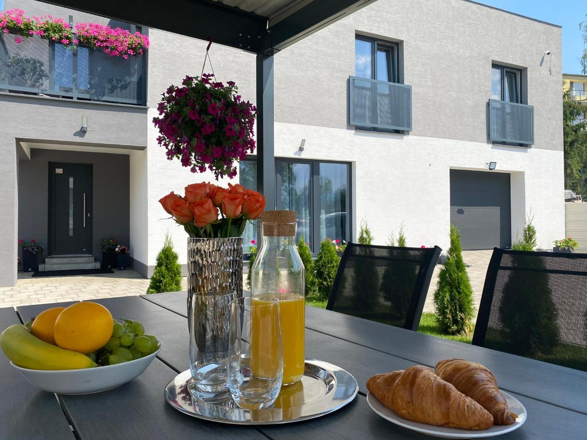City Apartments Liptovsky Mikulas Exterior foto